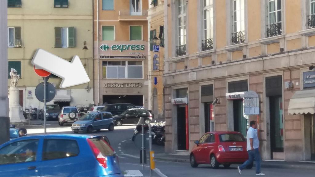 Il Riposo Del Guerriero Guesthouse Генуа Екстериор снимка