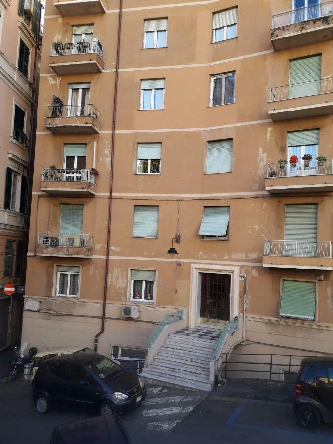 Il Riposo Del Guerriero Guesthouse Генуа Екстериор снимка