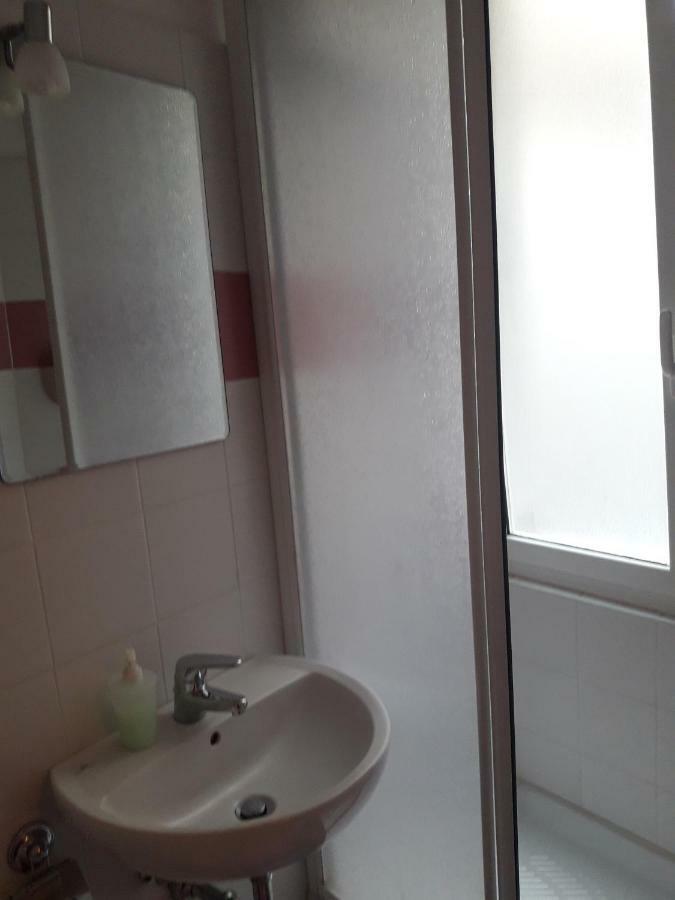 Il Riposo Del Guerriero Guesthouse Генуа Стая снимка